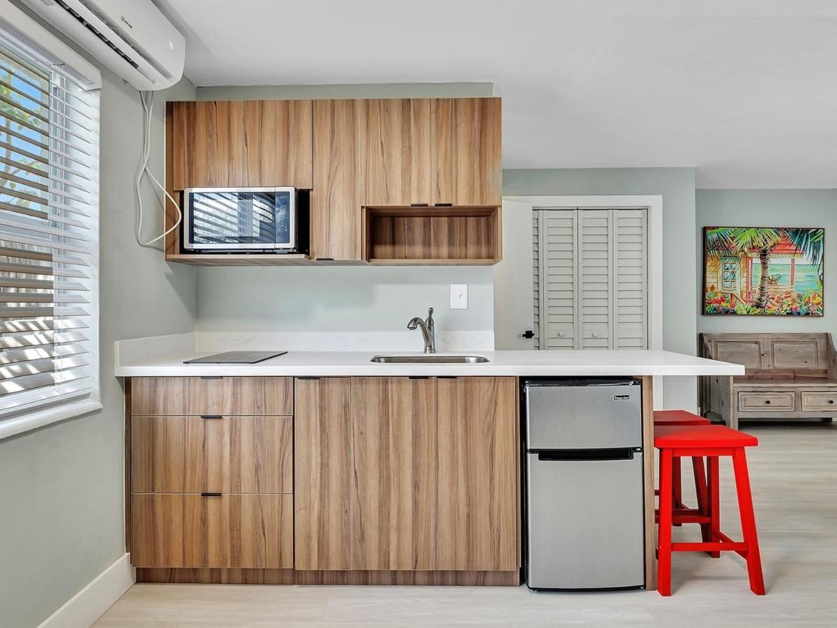 The Shell On Walnut Studio With Bath Hollywood Beach Free Parking Дания-Бич Экстерьер фото